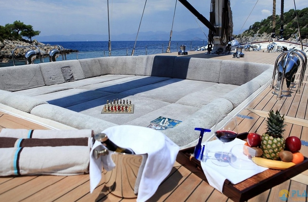 Zelda Kiralik Gulet Yat Tekne Mavi Yolculuk Tur Yat Kiralama