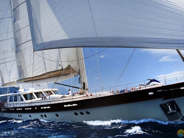 Zelda Kiralik Gulet Yat Tekne Mavi Yolculuk Tur Yat Kiralama