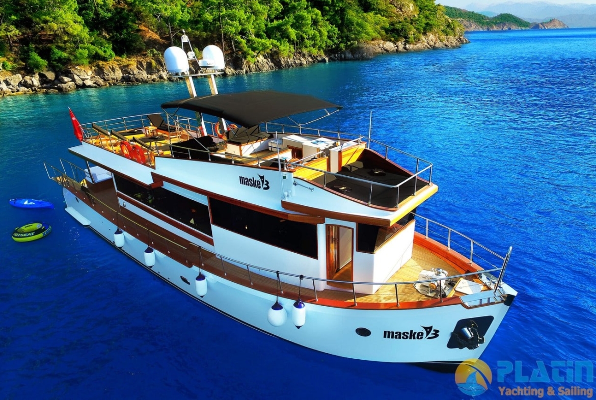 Maske 3 Kiralik Trawler Tekne Yat Mavi Yolculuk