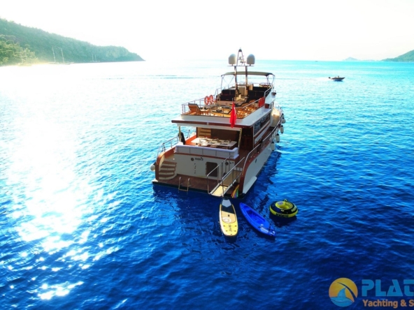 Maske 3 Kiralik Trawler Tekne Yat Mavi Yolculuk