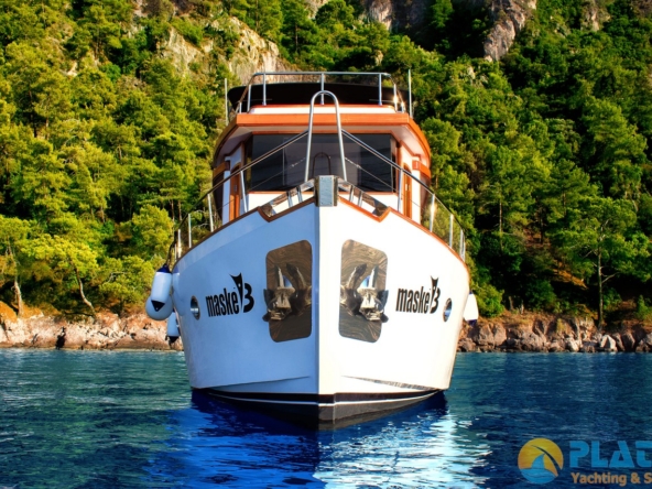Maske 3 Kiralik Trawler Tekne Yat Mavi Yolculuk
