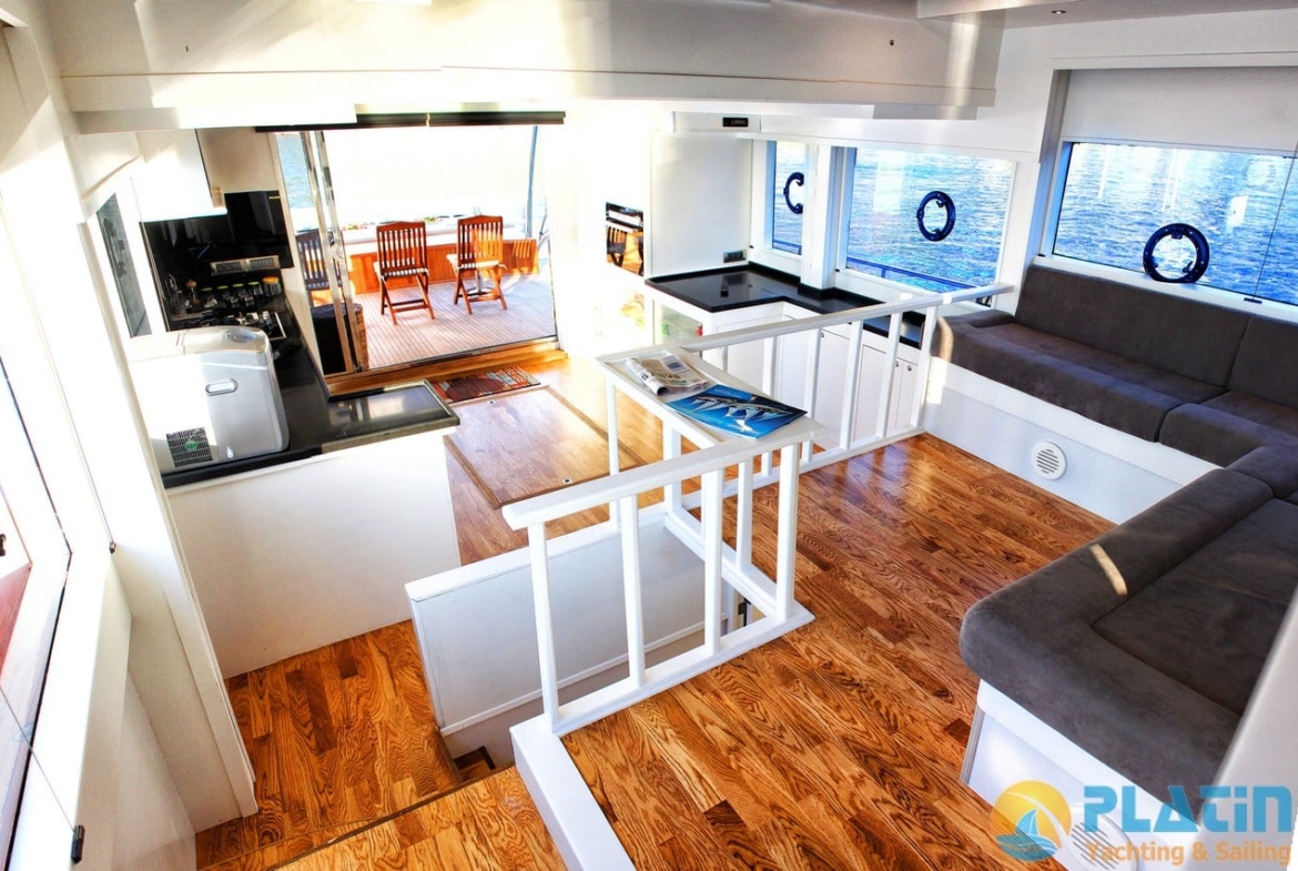 Maske 3 Kiralik Trawler Tekne Yat Mavi Yolculuk