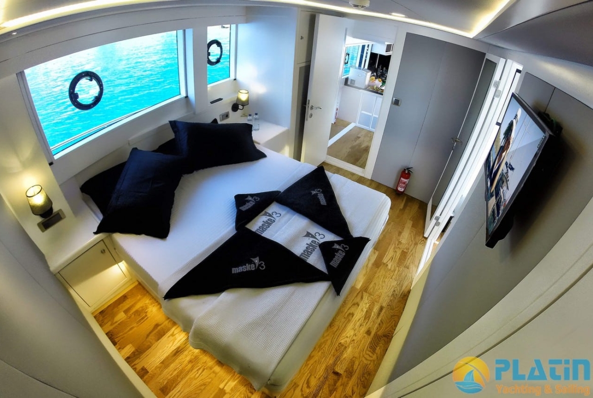 Maske 3 Kiralik Trawler Tekne Yat Mavi Yolculuk