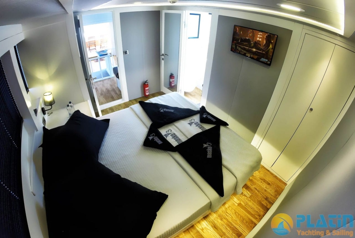 Maske 3 Kiralik Trawler Tekne Yat Mavi Yolculuk