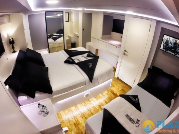 Maske 3 Kiralik Trawler Tekne Yat Mavi Yolculuk