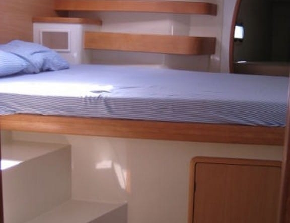 Katamaran Kiralama Yelkenli Mavi Yolculuk tur Leopard 434