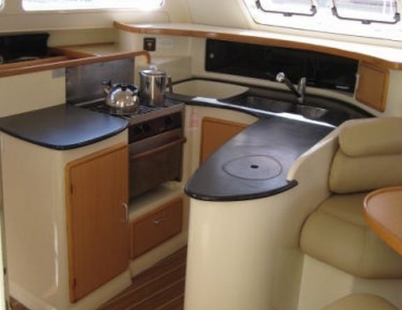 Katamaran Kiralama Yelkenli Mavi Yolculuk tur Leopard 434