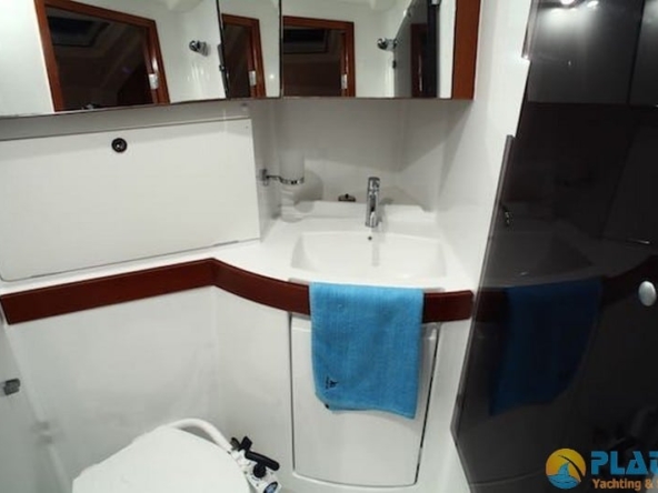 Yelkenli Kiralama Fethiye Beneteau Oceanis 43 platin yatcilik