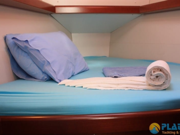 kiralik sailing tekne yelkenli yat platin yatcilik