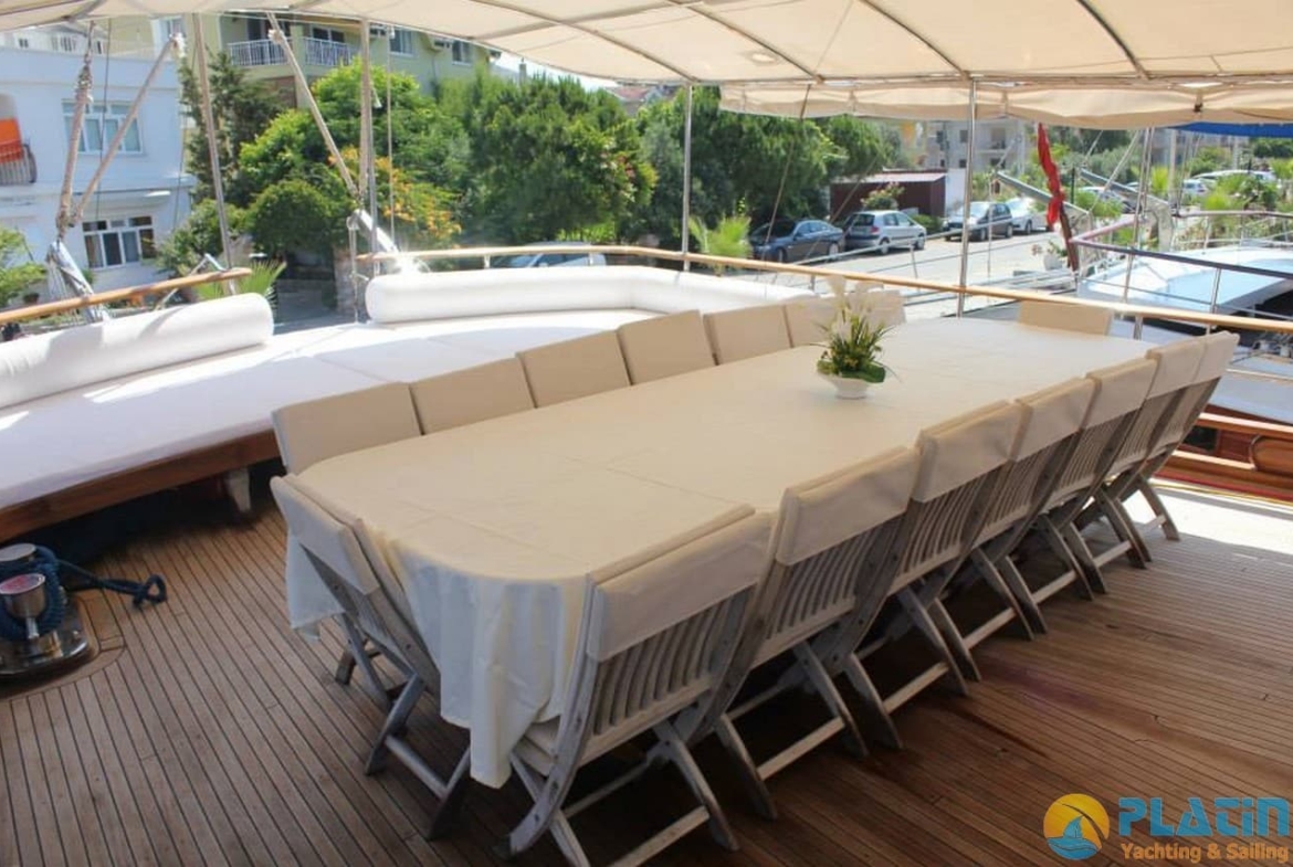 Gazi Kaptan Bozburun Kiralık Yat Tekne Gulet Platin Yatcilik