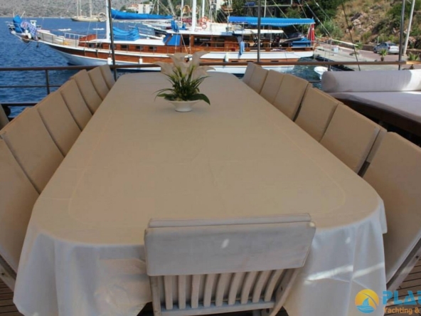 Gazi Kaptan Bozburun Kiralık Yat Tekne Gulet Platin Yatcilik