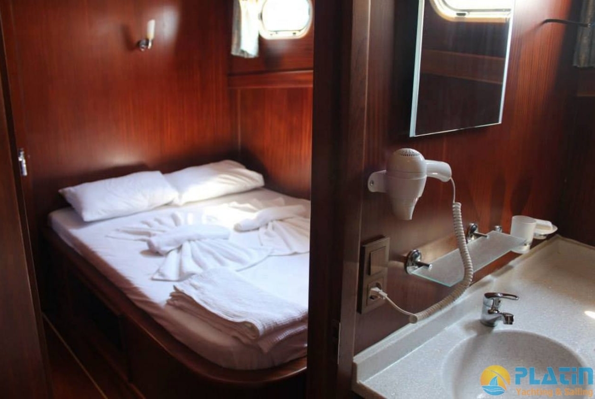 Gazi Kaptan Bozburun Kiralık Yat Tekne Gulet Platin Yatcilik