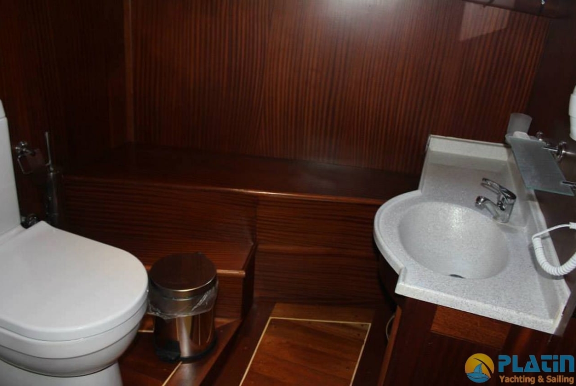 Gazi Kaptan Bozburun Kiralık Yat Tekne Gulet Platin Yatcilik