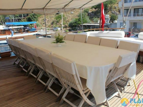 Gazi Kaptan Bozburun Kiralık Yat Tekne Gulet Platin Yatcilik