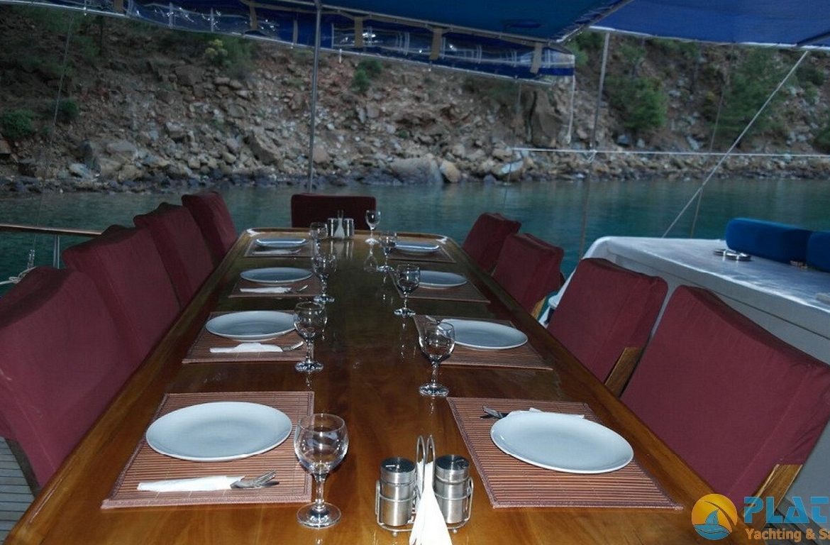 Lady Cemre Kiralık Yat Tekne Gulet Platin Yatcilik