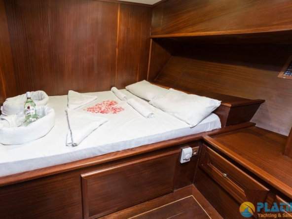 Oguz 5 Kiralık Yat Tekne Gulet Platin Yatcilik