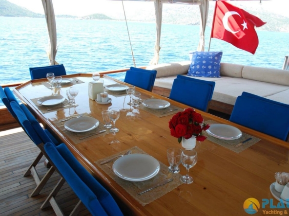 Serhatbey Bozburun Kiralık Yat Tekne Gulet Platin Yatcilik