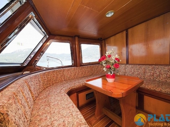 Vista 1 Sevil Kiralik Yat Tekne Gulet Platin Yatcilik