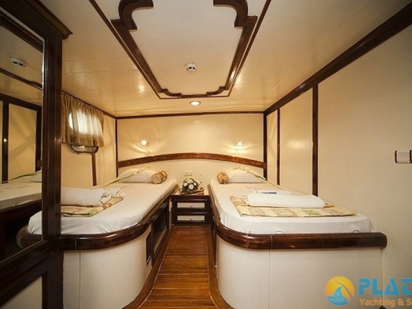 Vista 1 Sevil Kiralik Yat Tekne Gulet Platin Yatcilik