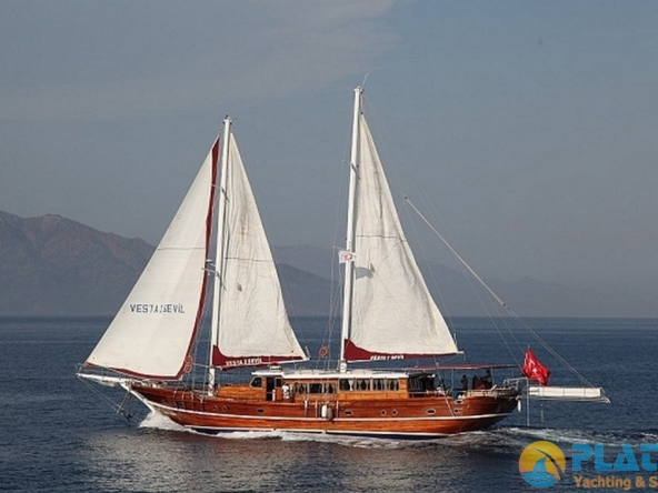 Vista 1 Sevil Kiralik Yat Tekne Gulet Platin Yatcilik