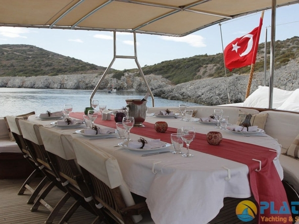 Dreamland Yat Gulet Tekne Kiralik Lüks Platin Yatçılık