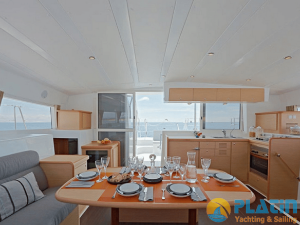 Kiralık Lagoon 421 Katamaran 2013 Model Platin Yatçılık