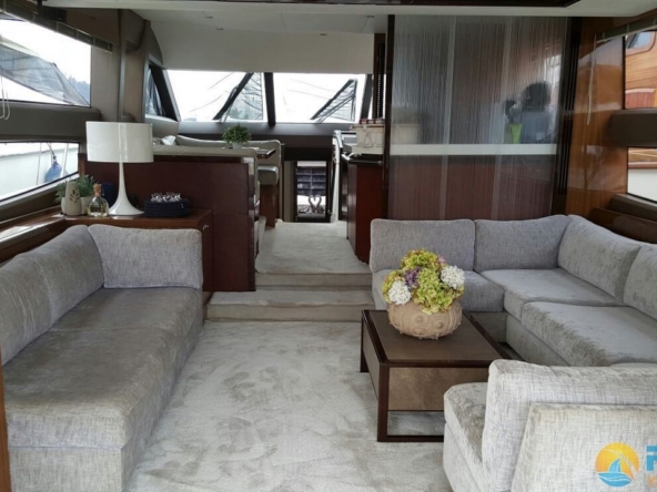 Motoryat Kiralama Platin Yatçılık