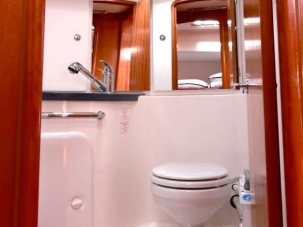 bavaria 46 kiralik yelkenli 1