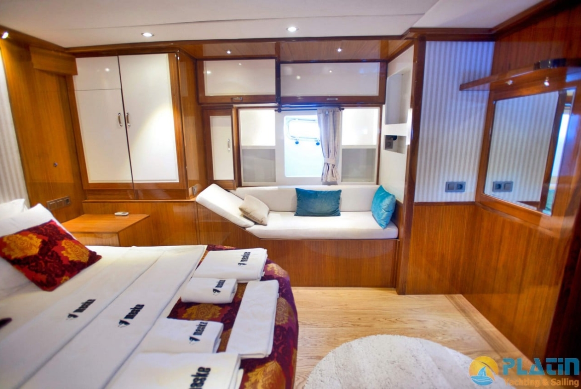 Maske 2 Gulet Yat tekne