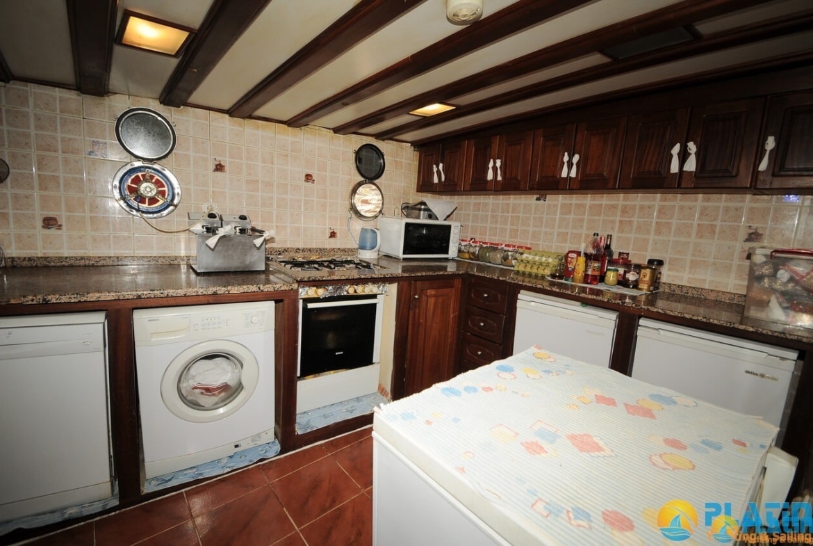 8 Kamara Lüks Kiralık Gulet