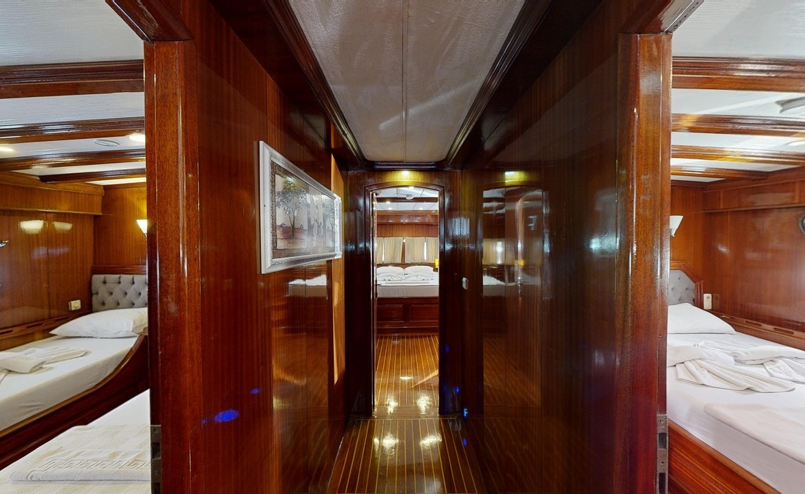 Diamond Lila Gulet – 30 Metre Lüks Mavi Yolculuk Deneyimi