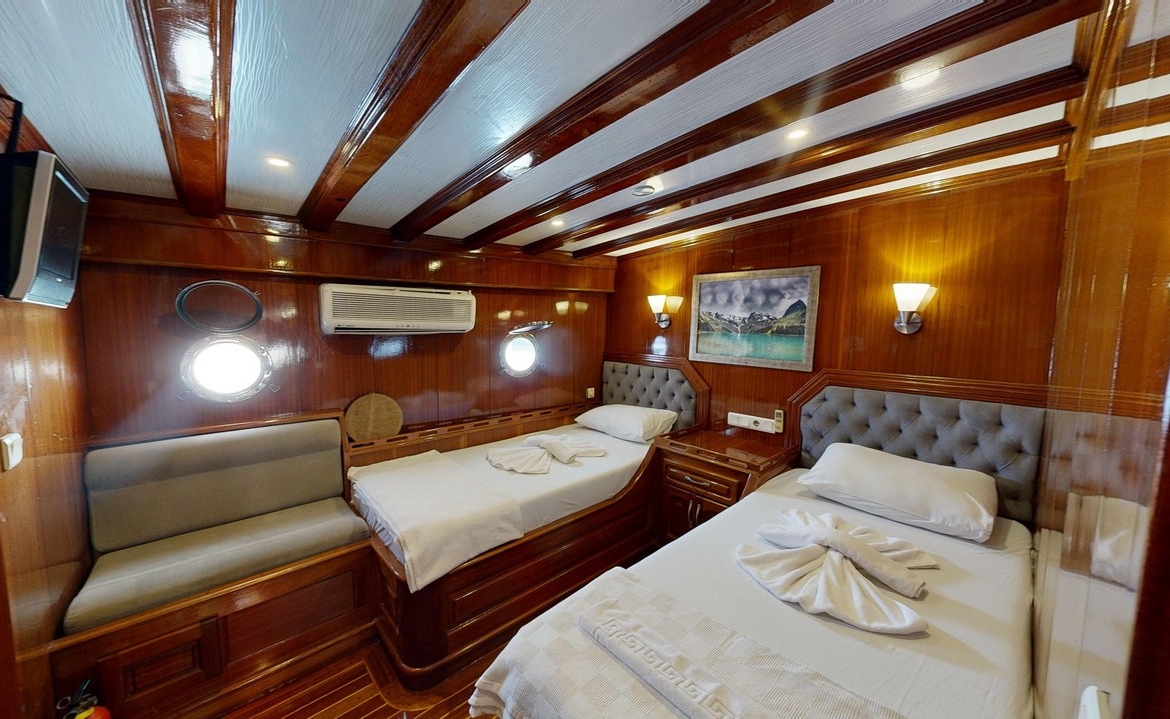 Diamond Lila Gulet – 30 Metre Lüks Mavi Yolculuk Deneyimi