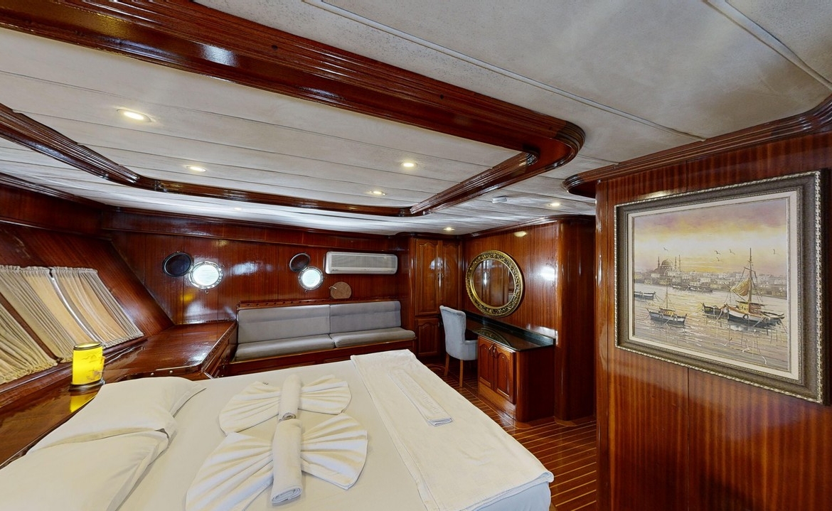 Diamond Lila Gulet – 30 Metre Lüks Mavi Yolculuk Deneyimi