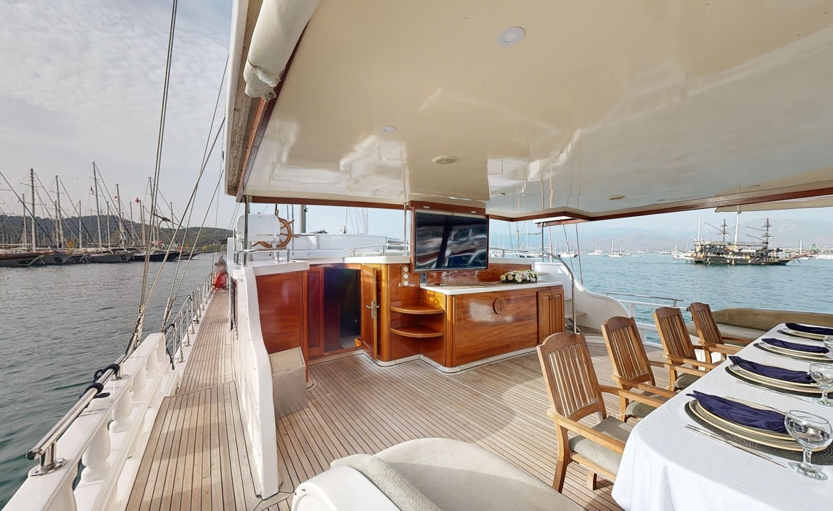 Diamond Lila Gulet – 30 Metre Lüks Mavi Yolculuk Deneyimi