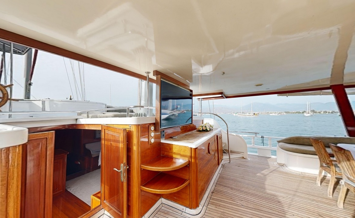 Diamond Lila Gulet – 30 Metre Lüks Mavi Yolculuk Deneyimi