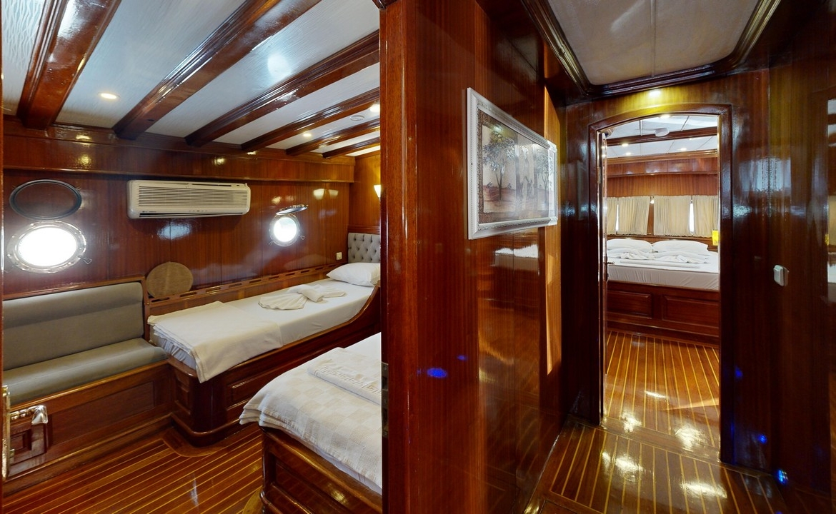 Diamond Lila Gulet – 30 Metre Lüks Mavi Yolculuk Deneyimi