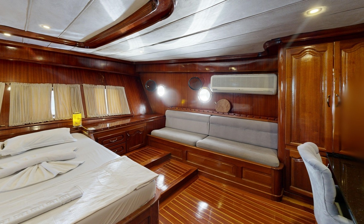 Diamond Lila Gulet – 30 Metre Lüks Mavi Yolculuk Deneyimi