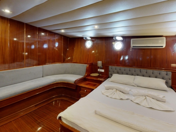 Diamond Lila Gulet – 30 Metre Lüks Mavi Yolculuk Deneyimi