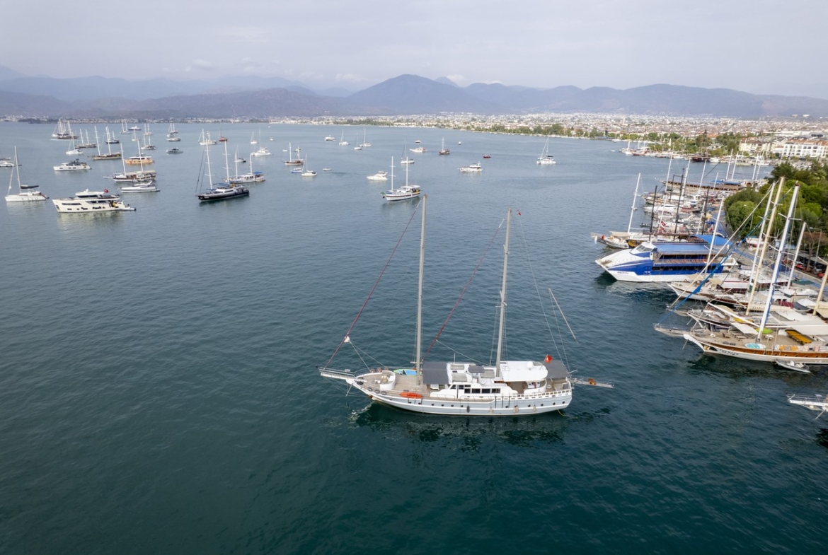 Diamond Lila Gulet – 30 Metre Lüks Mavi Yolculuk Deneyimi