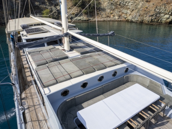 Diamond Lila Gulet – 30 Metre Lüks Mavi Yolculuk Deneyimi