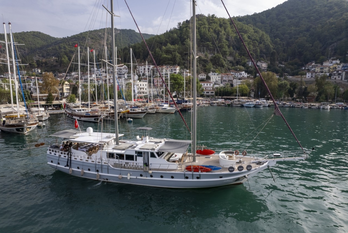 Diamond Lila Gulet – 30 Metre Lüks Mavi Yolculuk Deneyimi