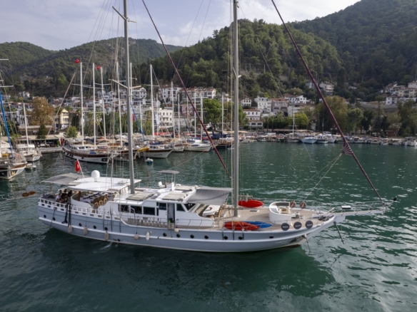 Diamond Lila Gulet – 30 Metre Lüks Mavi Yolculuk Deneyimi