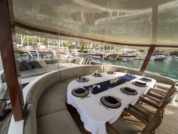 Diamond Lila Gulet – 30 Metre Lüks Mavi Yolculuk Deneyimi