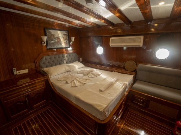 Diamond Lila Gulet – 30 Metre Lüks Mavi Yolculuk Deneyimi