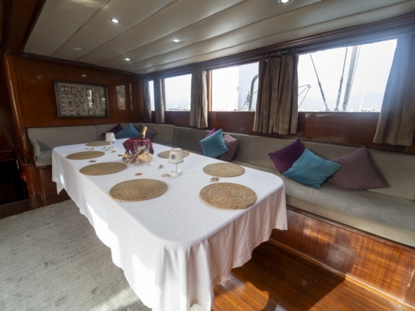 Diamond Lila Gulet – 30 Metre Lüks Mavi Yolculuk Deneyimi