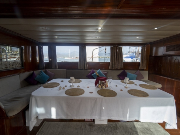 Diamond Lila Gulet – 30 Metre Lüks Mavi Yolculuk Deneyimi