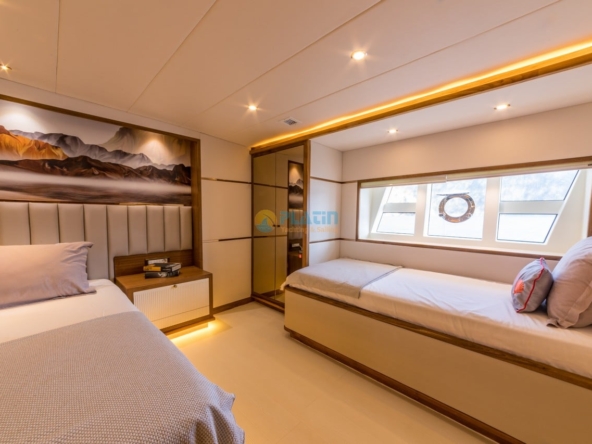 Konaklamalı Tekne Kiralama