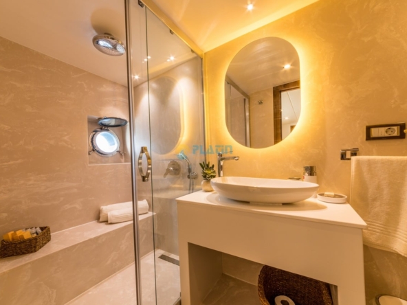 Konaklamalı Tekne Kiralama