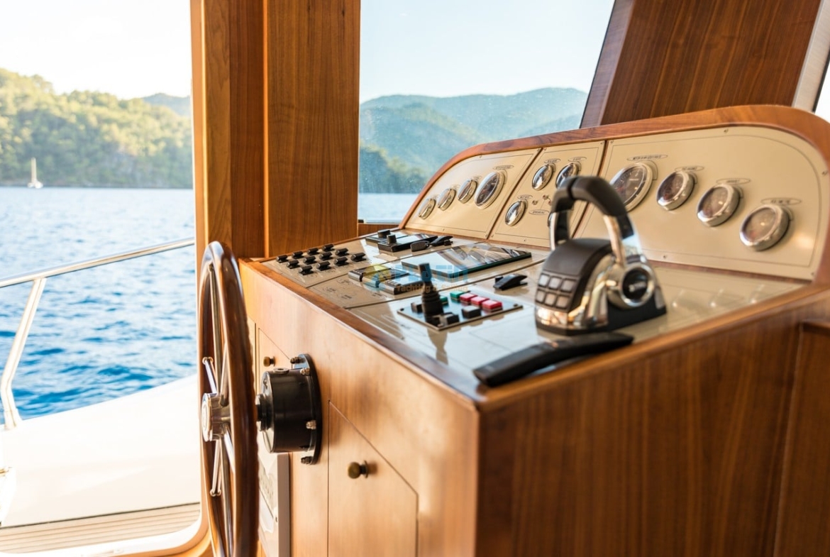 Konaklamalı Tekne Kiralama