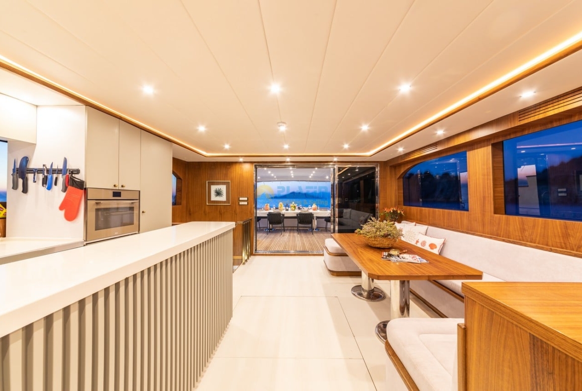 Konaklamalı Tekne Kiralama